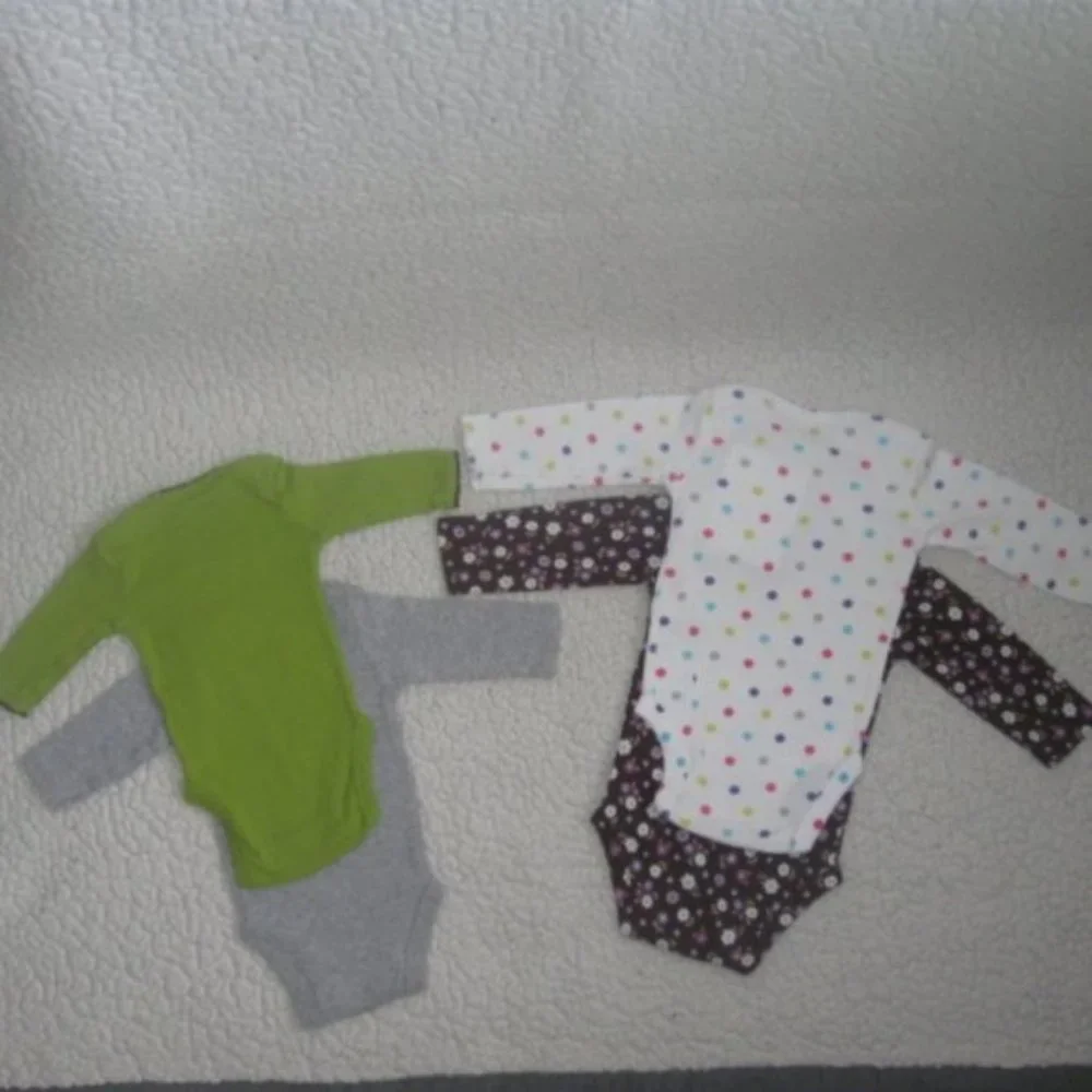 Girls Carters Newborn Bodysuit Bundle